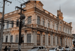 Feira de Santana regulamenta lei de proteção aos trabalhadores terceirizados da prefeitura 6 https://www.canva.com/design/DAGJ7X0omQk/cxve_j4hYSojhr4RPrekmQ/edit?utm_content=DAGJ7X0omQk&utm_campaign=designshare&utm_medium=link2&utm_source=sharebutton