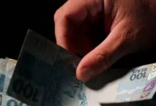 Gastos tributários do Brasil devem alcançar 7,1% do PIB em 2026, aponta estudo da FGV 5 Gastos tributários do Brasil devem alcançar 7,1% do PIB em 2026, aponta estudo da FGV