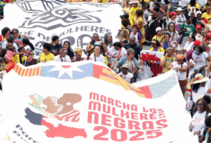 Mulheres pretas dormem em baias durante caminhada por “Reparação e Bem-Estar” 6 Mulheres Pretas São Forçadas a Dormir em Baias em Caminhada por “Reparação e Bem-Estar”