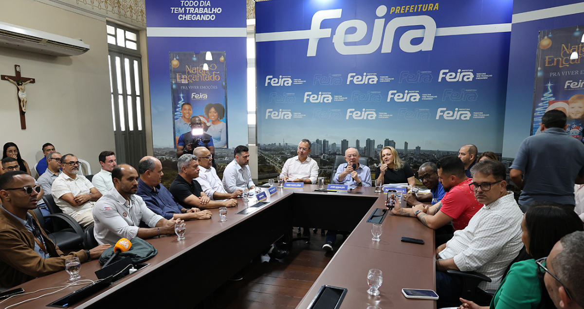 Feira encantada: espírito natalino toma conta do comércio feirense com lançamento de concurso de decoração 17 Espírito natalino toma conta do comércio feirense com lançamento de concurso de decoração